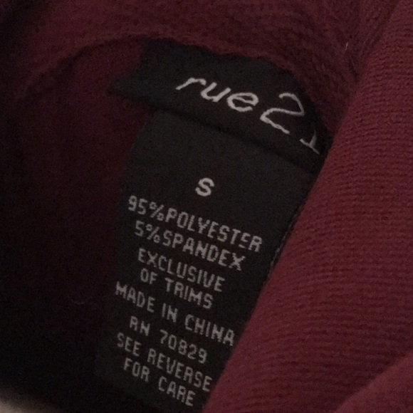 Burgundy Bodycon Dress - Picture 4 of 4